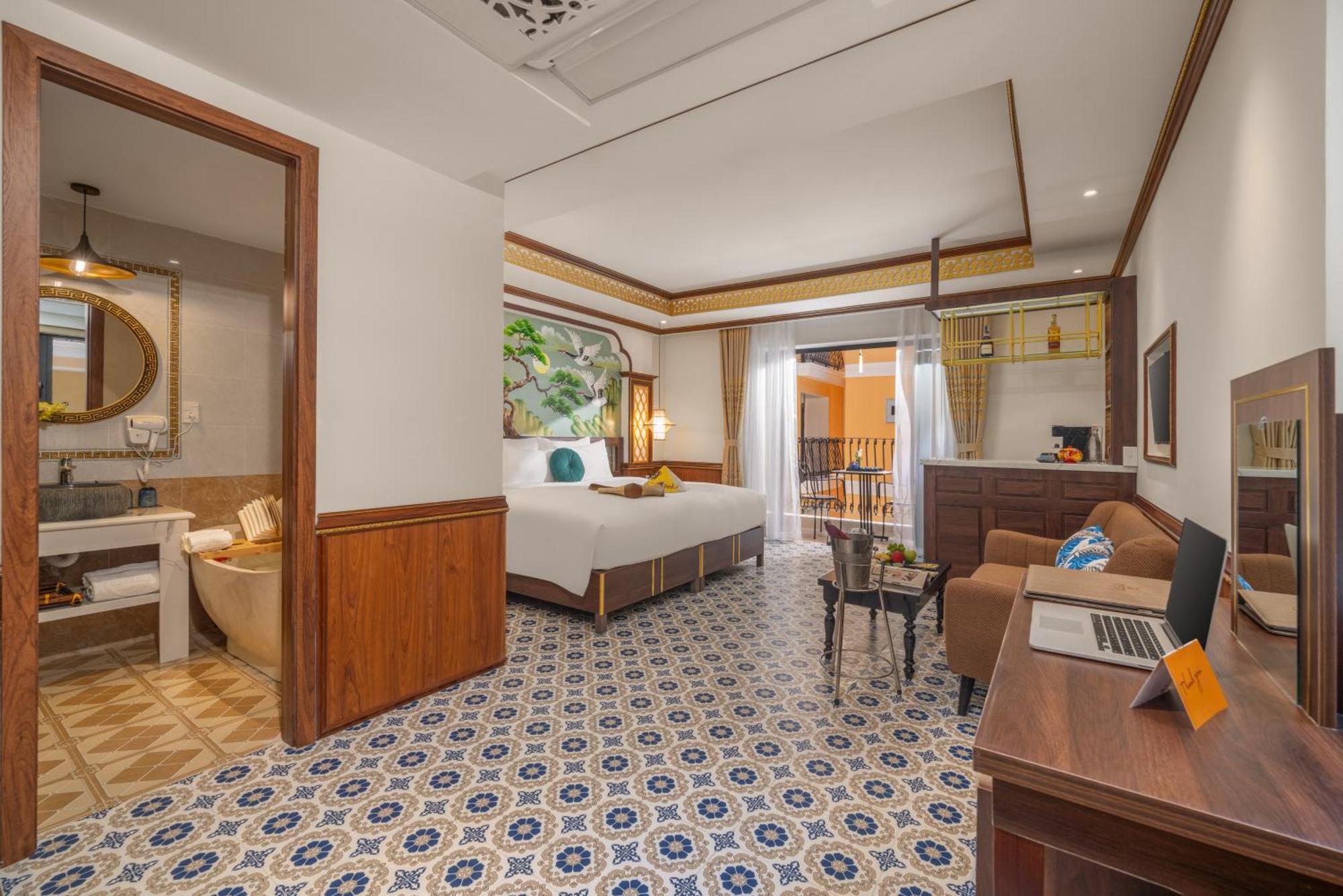 Hoi An Babylon Riverside Hotel & Spa Buitenkant foto