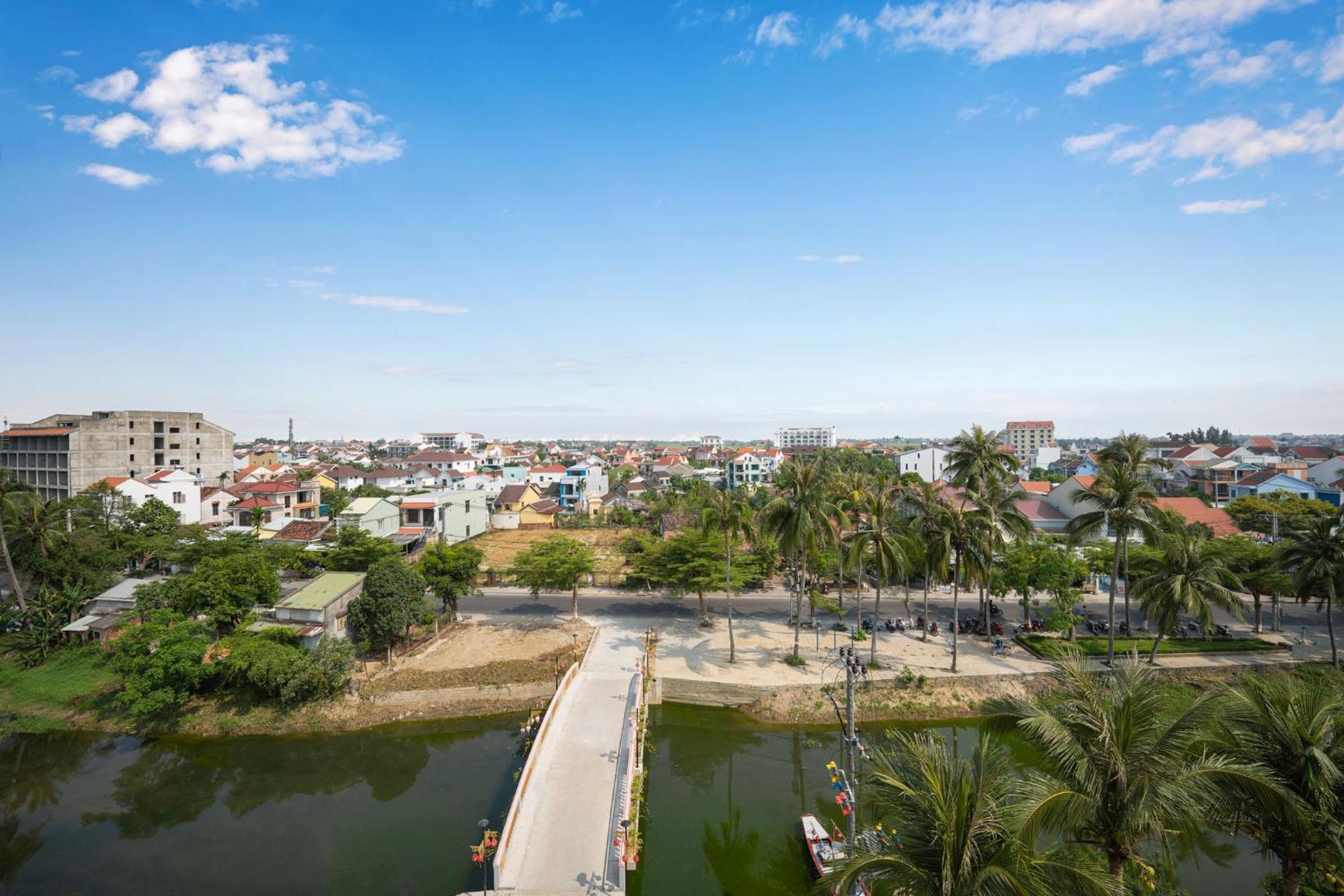 Hoi An Babylon Riverside Hotel & Spa Buitenkant foto